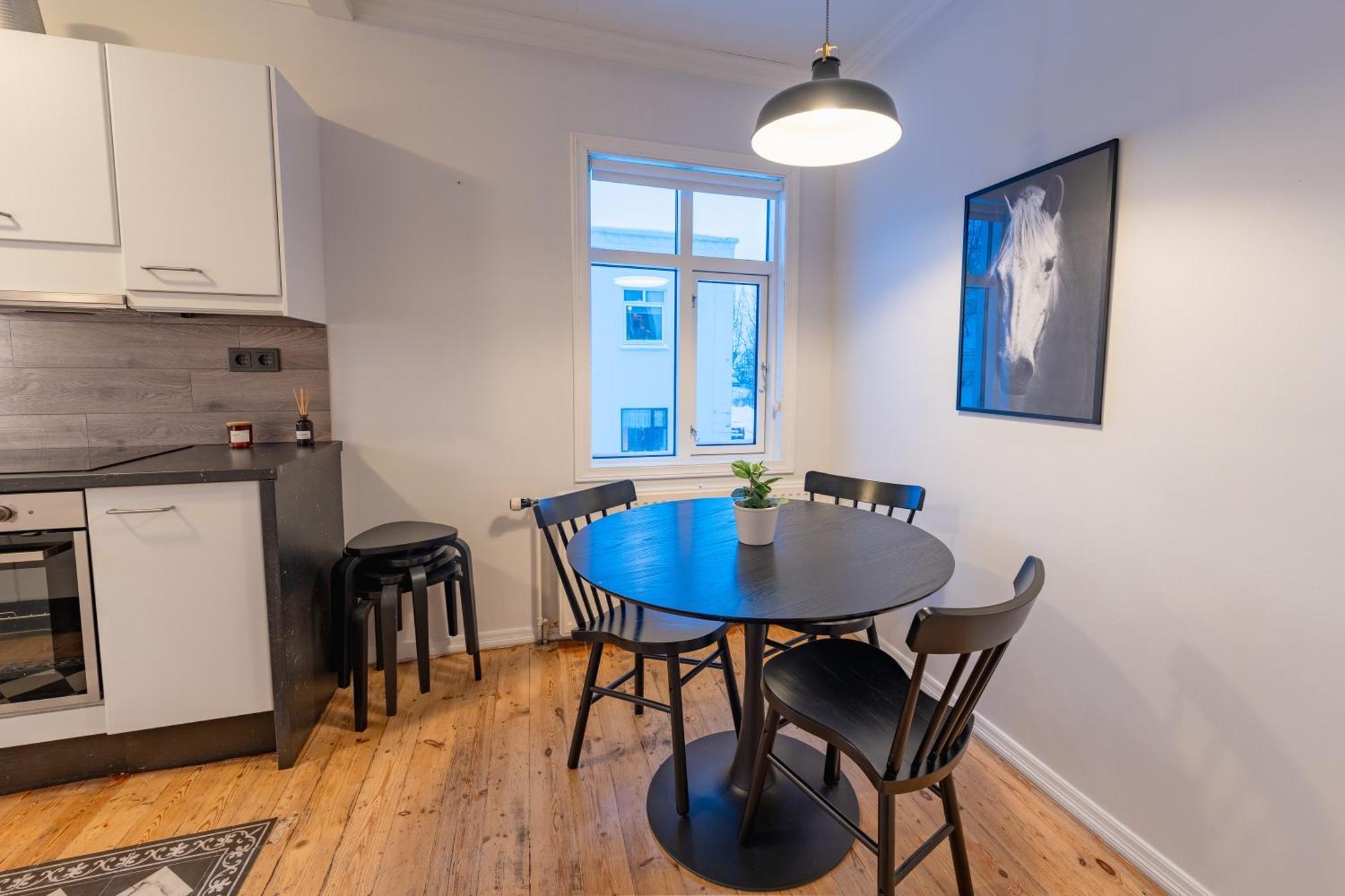 Day Dream Central Akureyri Three Bedroom Apt Εξωτερικό φωτογραφία